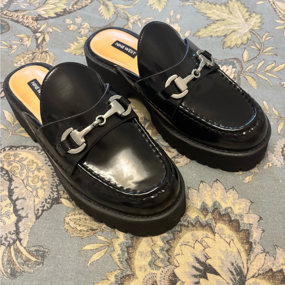 New Nine West Women's Duntal Lugsole Loafer Mules size 9